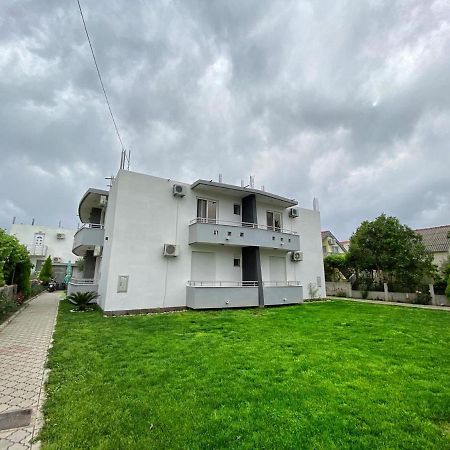 Md Apartments Ulcinj Extérieur photo