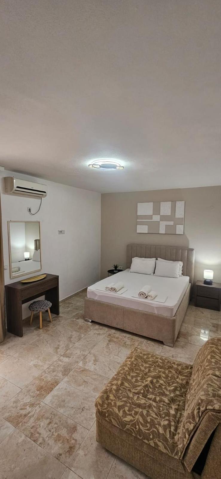 Md Apartments Ulcinj Extérieur photo
